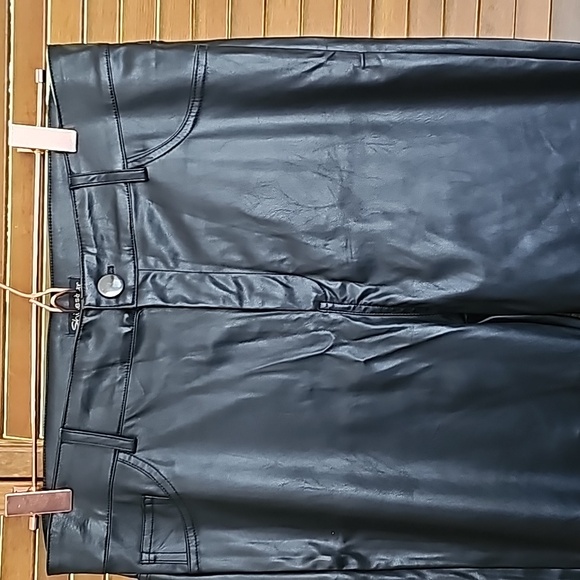 Shinestar black vegan leather pants not worn Size XL washable high rise - Picture 8 of 11